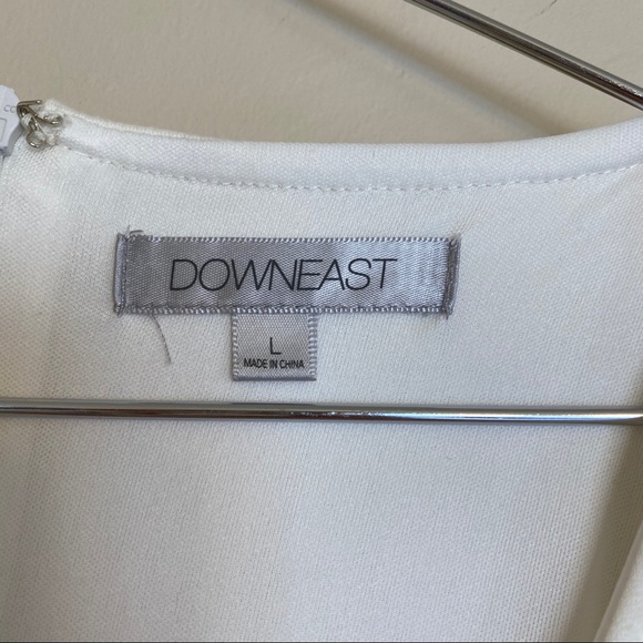 Cream Lace Dress - Picture 3 of 6